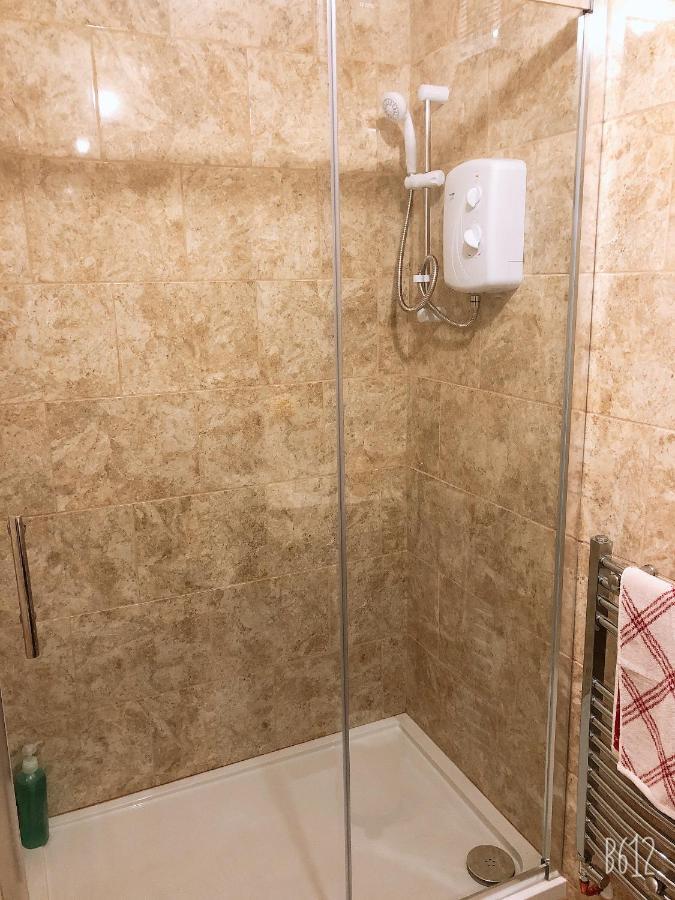Flat 1 - Entire Modern Studio With En-Suite And Free Parking Close To Qmc, City Centre & Notts Uni Nottingham Exteriér fotografie